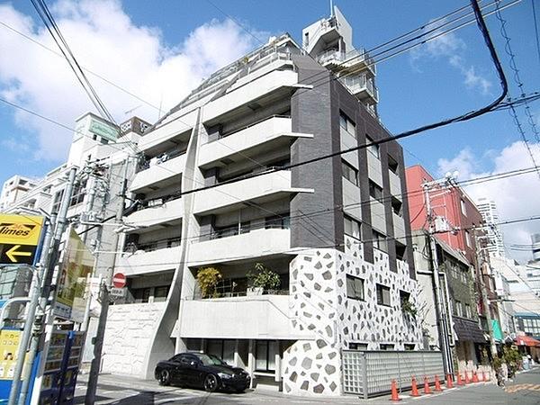 2-Bedroom Condo Near Station in Kitahorie 0
