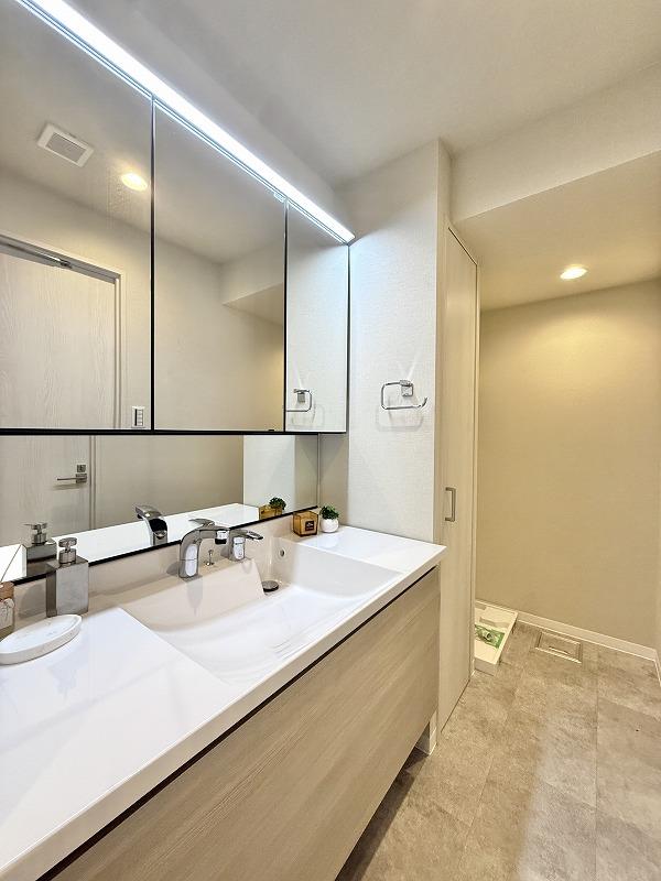 Charming 3-Bedroom Condo in Mita sumitomofudosammitatsuimbiruni 7