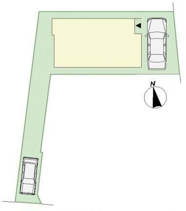 Modern 4-Bedroom House Near Station in Kitanakaburi 9
