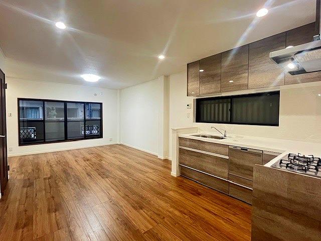 4-Bedroom House Near Station in Ichiokamotomachi 3