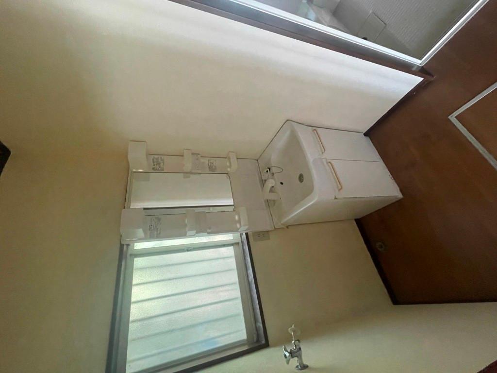 Charming 3-Bedroom House 4