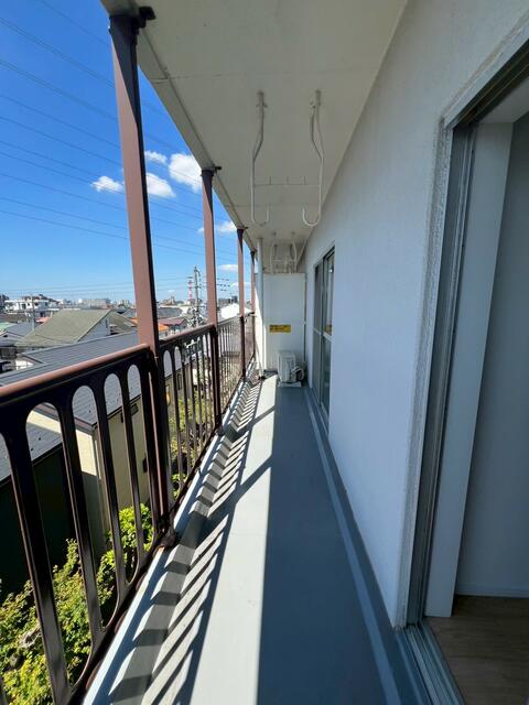 Classic 3-Bedroom Condo in Maebara nishi 9