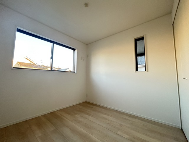 Brand New 4-Bedroom House in Kunimatsucho 6
