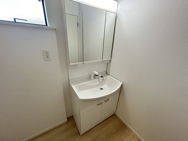 Brand New 4-Bedroom House in Kunimatsucho 1