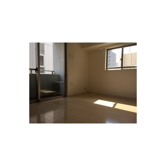 コンフォリア神田神保町 8
