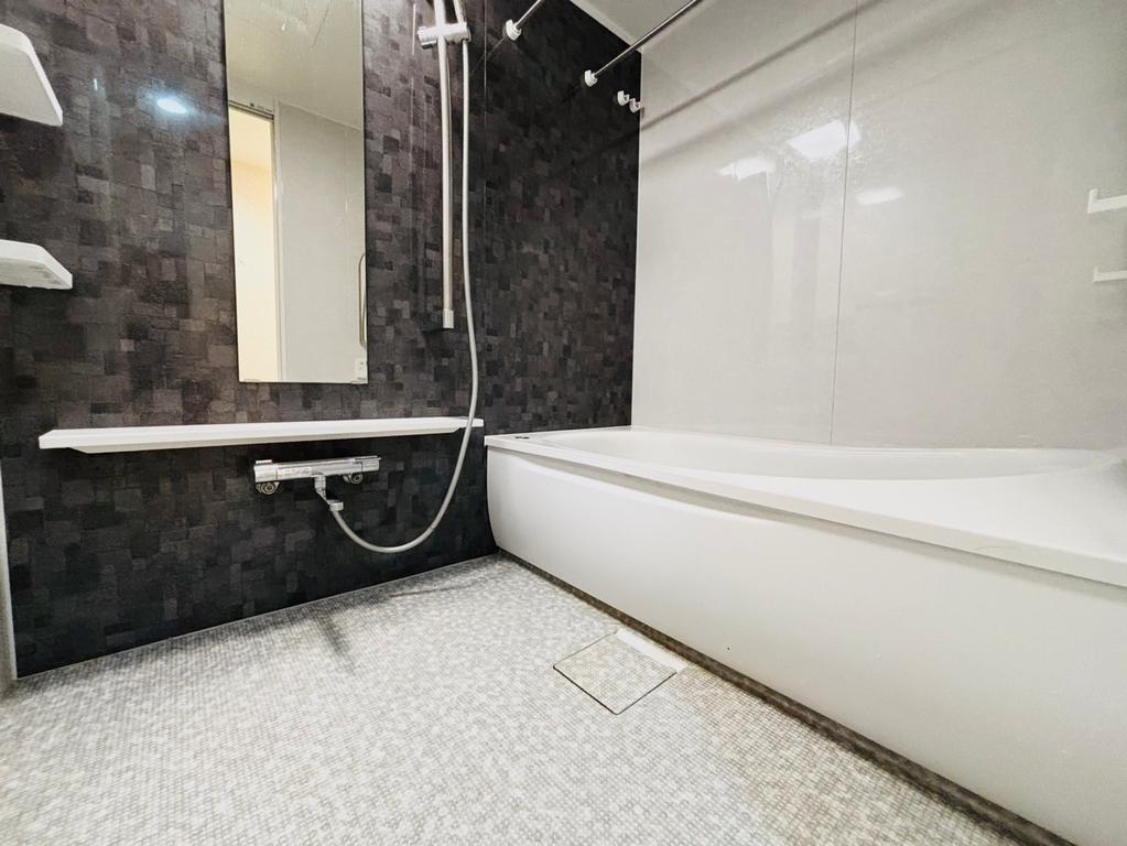 3-Bedroom Condo in Mizonuma 3