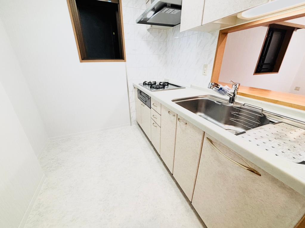 3-Bedroom Condo in Mizonuma 2