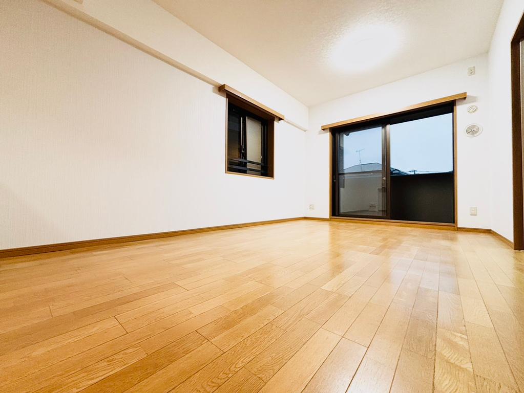 3-Bedroom Condo in Mizonuma 1