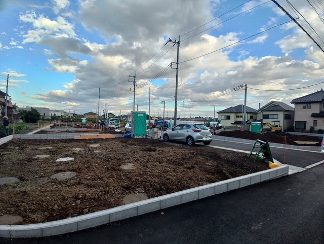 Brand New 4-Bedroom House in Shinko 7
