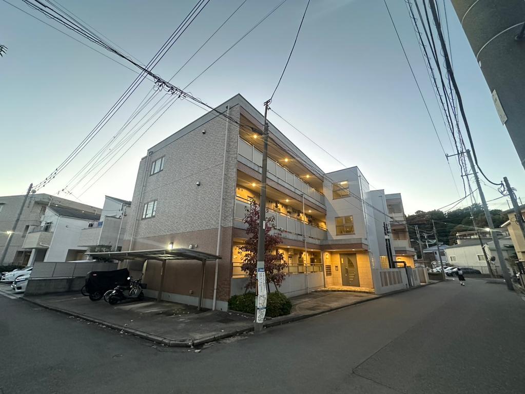 High-End Property in Hiyoshihoncho 0