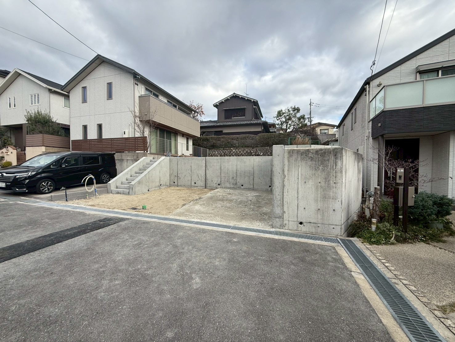 Brand New 3-Bedroom House in Minaminakaburi 6