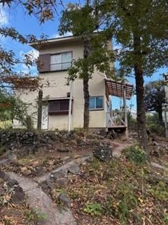 Classic 2-Bedroom House 1