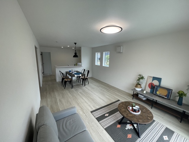 Brand New 4-Bedroom House Near Station in Kasa 2