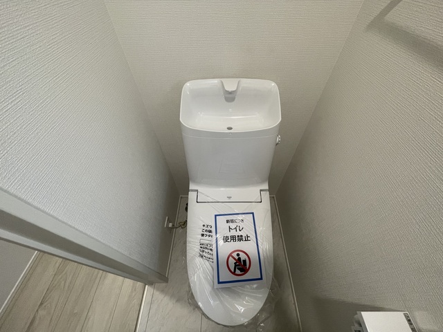 Brand New 4-Bedroom House Near Station in Kasa 7