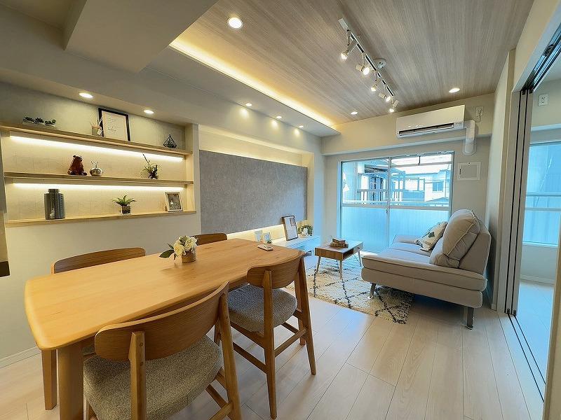 Vintage 2-Bedroom Condo Near Station in Tamagawa 0