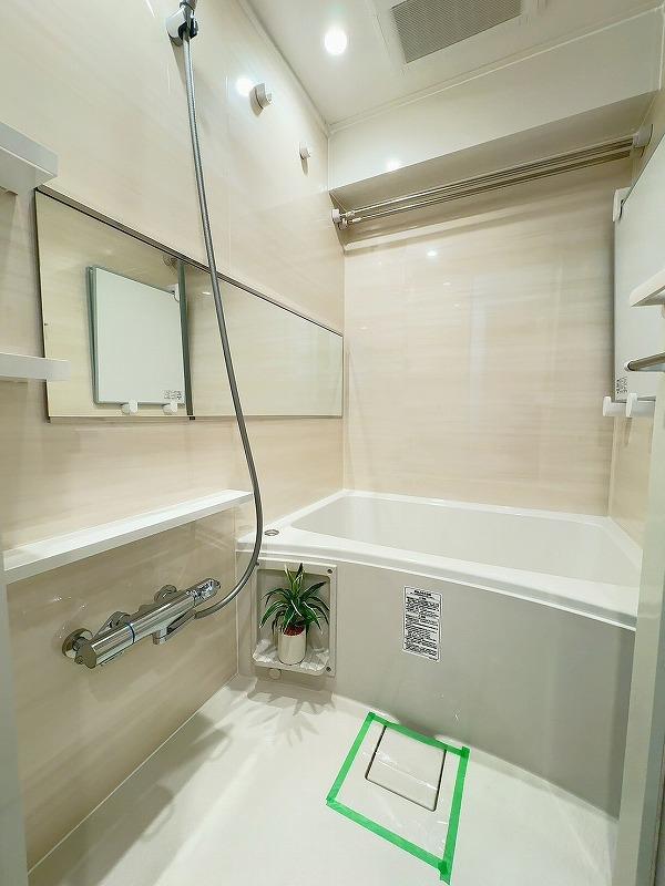 Vintage 2-Bedroom Condo Near Station in Tamagawa 7