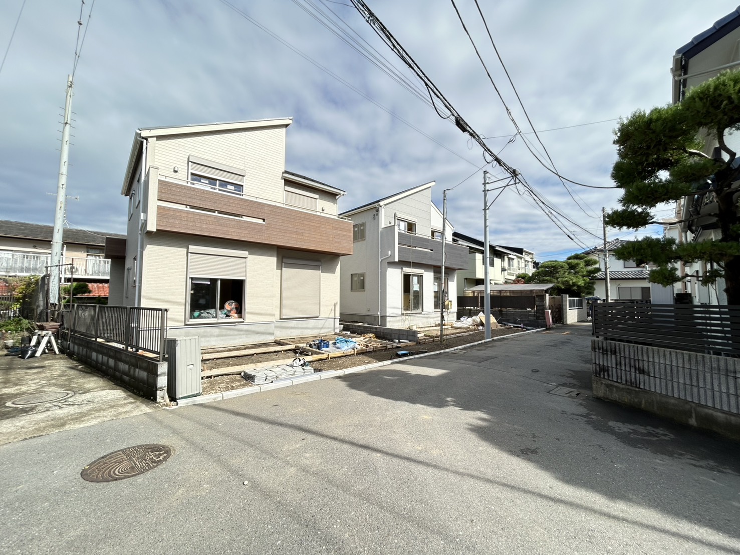 Brand New 4-Bedroom House in Nango 9