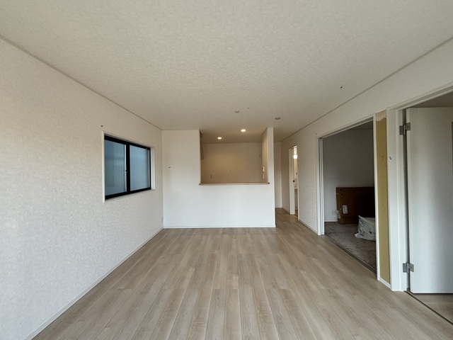 Brand New 4-Bedroom House in Kitanominami 1