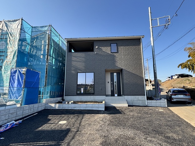 Brand New 4-Bedroom House in Kitanominami 0