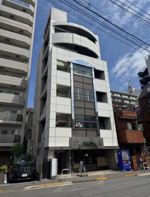 Vintage Property Near Station in Minamiikebukuro 0