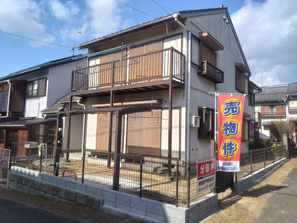 Well-Kept 4-Bedroom House in Aoyama 0
