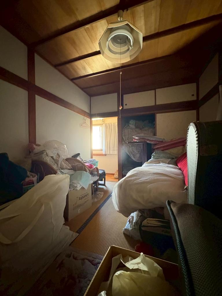 Classic 5-Bedroom House in Higashinakano 6