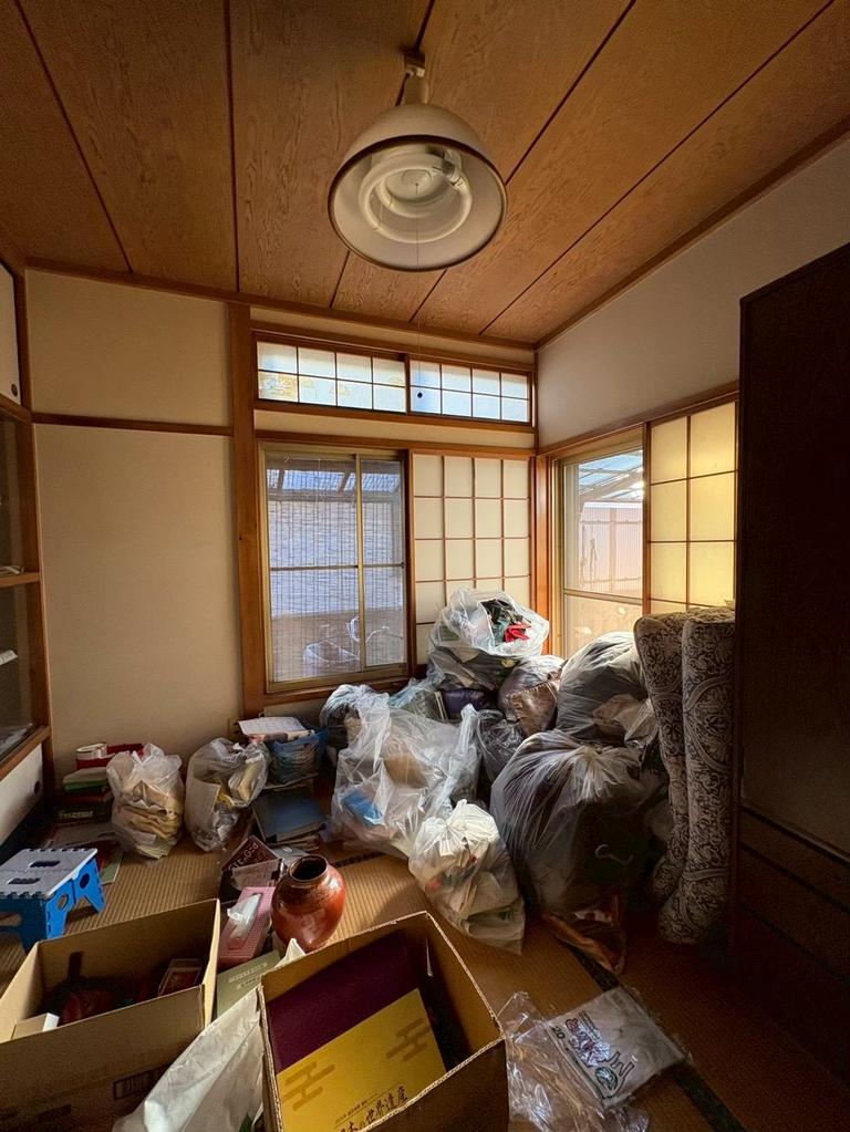 Classic 5-Bedroom House in Higashinakano 1