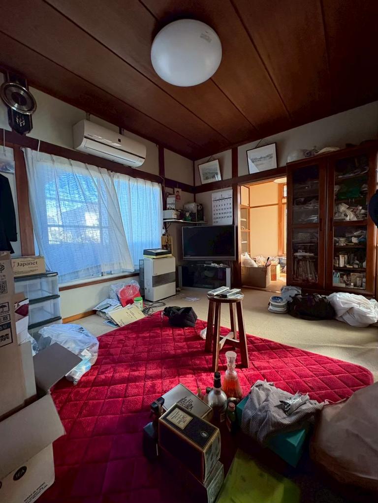Classic 5-Bedroom House in Higashinakano 5