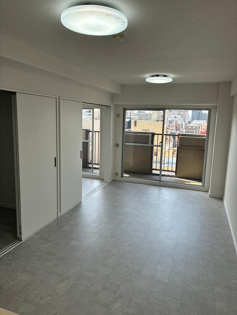 Vintage 2-Bedroom Condo Near Station in Kawarayamachi 5