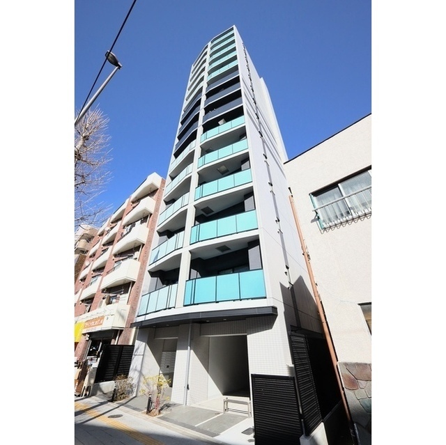 Brand New Studio Condo Near Station in Shimizucho 0