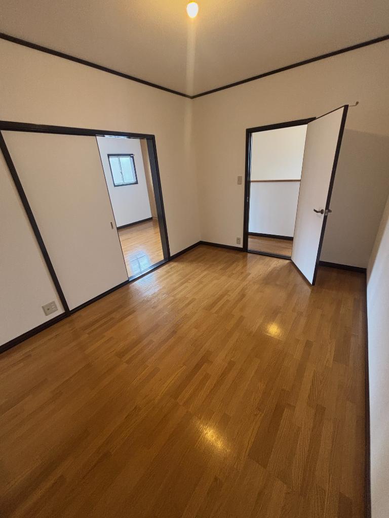 Vintage 4-Bedroom House in Midorigaoka 8