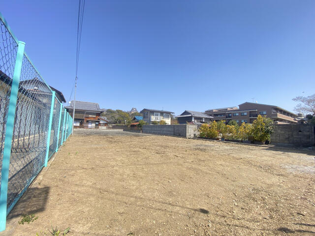Land in Shiromachi 2