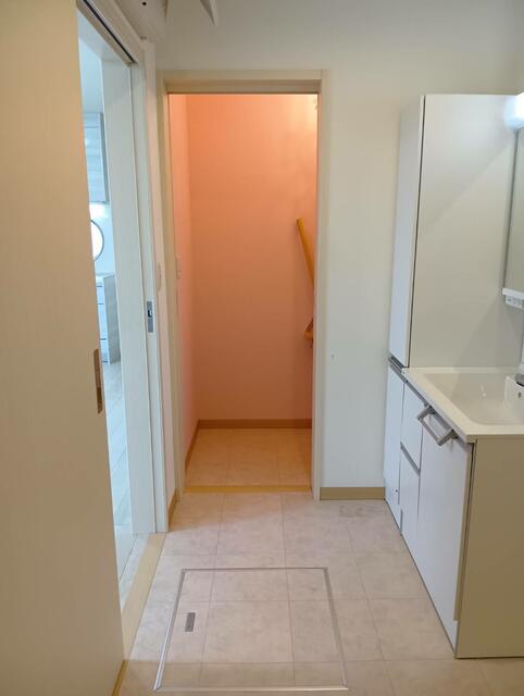 Modern 1-Bedroom House in Mutsuraminami 9