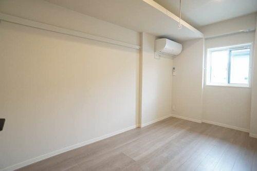 フォンターナ鈴谷 7