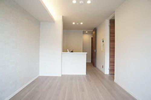 フォンターナ鈴谷 4