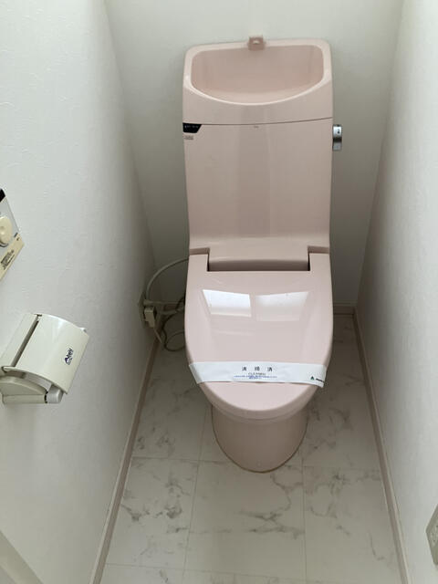 Classic 4-Bedroom House in Kita20-johigashi 5
