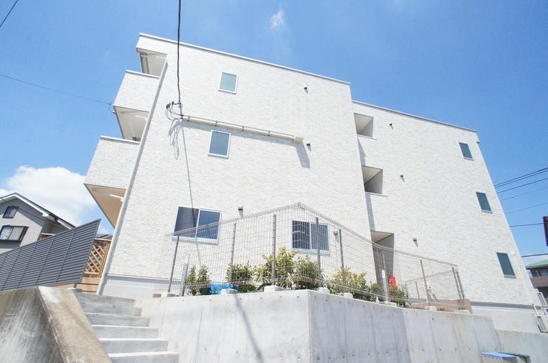 リブリ・ビエント中山 1