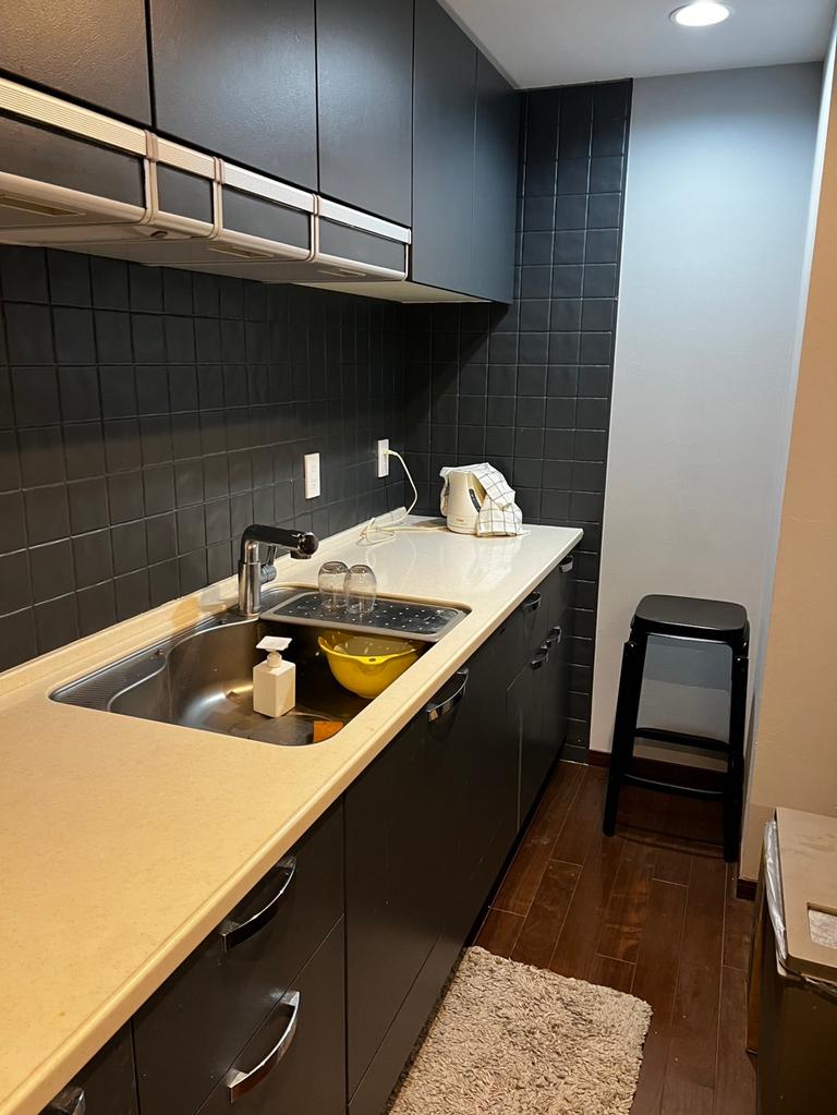 2-Bedroom Condo Near Station in Kyomachibori 6