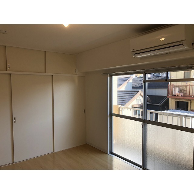 サンテラス藤 8