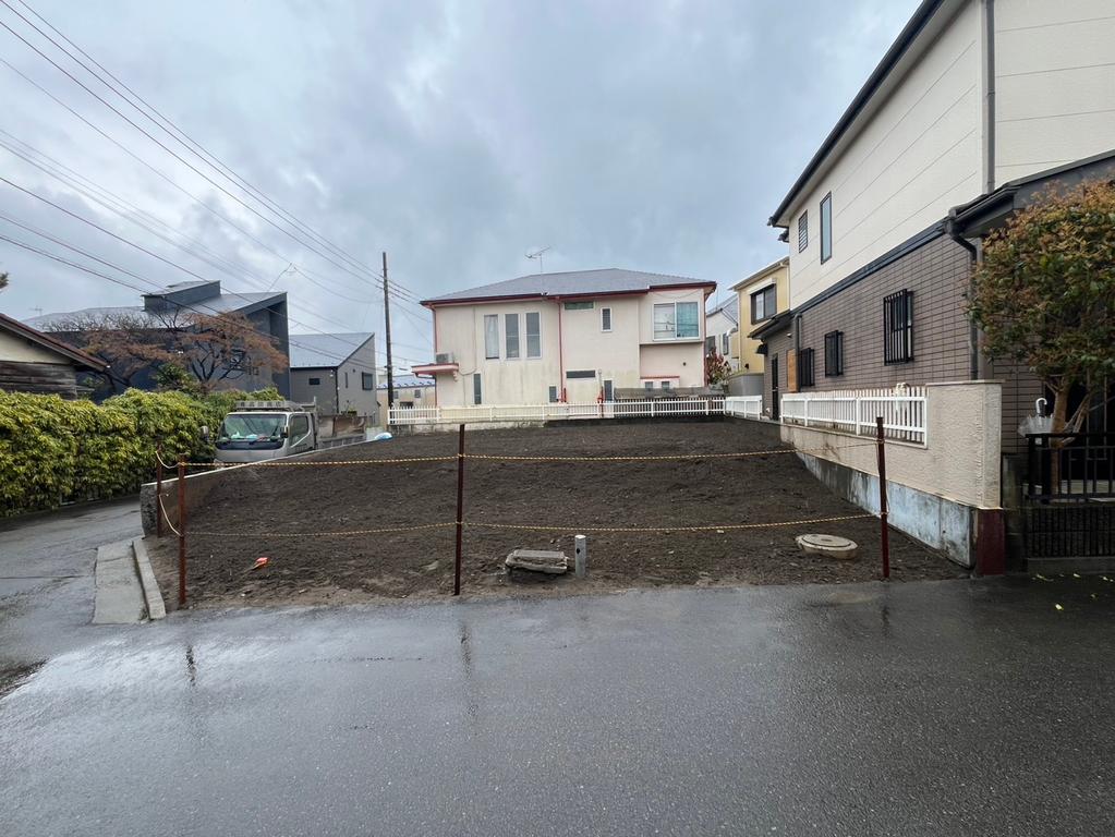 Brand New 4-Bedroom House in Chigasaki 1