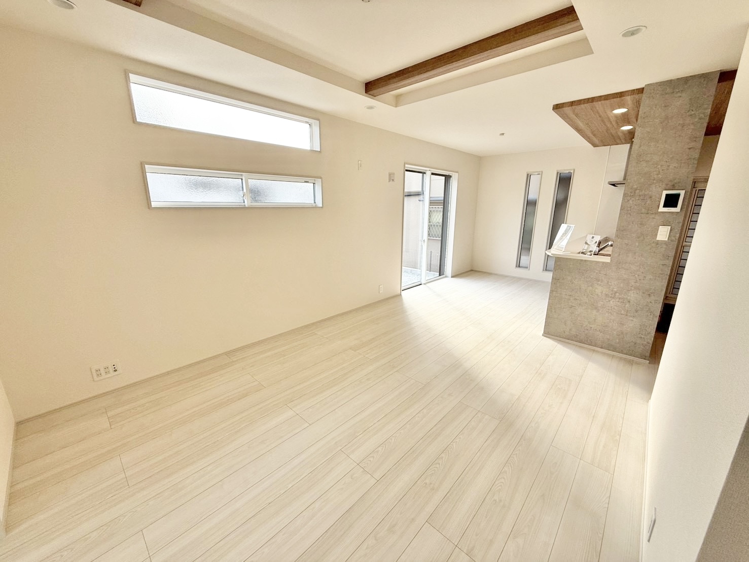 Brand New 4-Bedroom House Near Station in Kasa 9