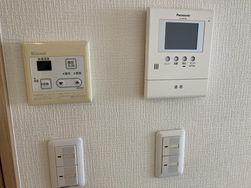 フロントハウス 5