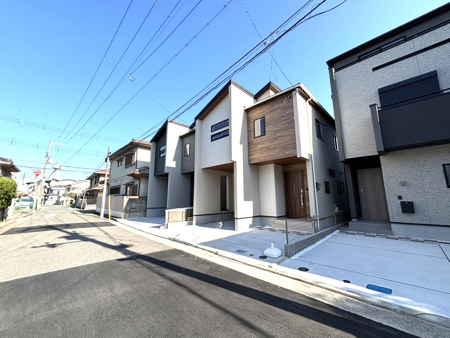 Brand New 3-Bedroom House in Minamimukonoso 9