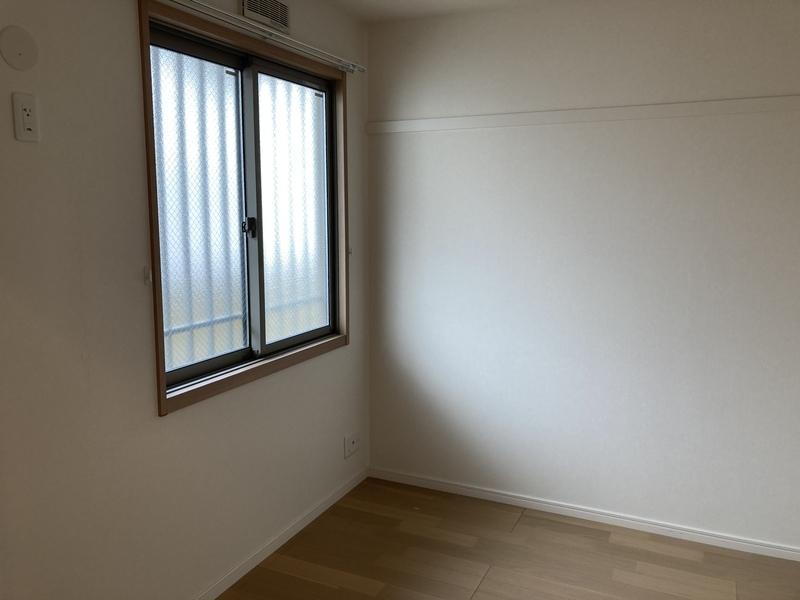 フロントハウス 10