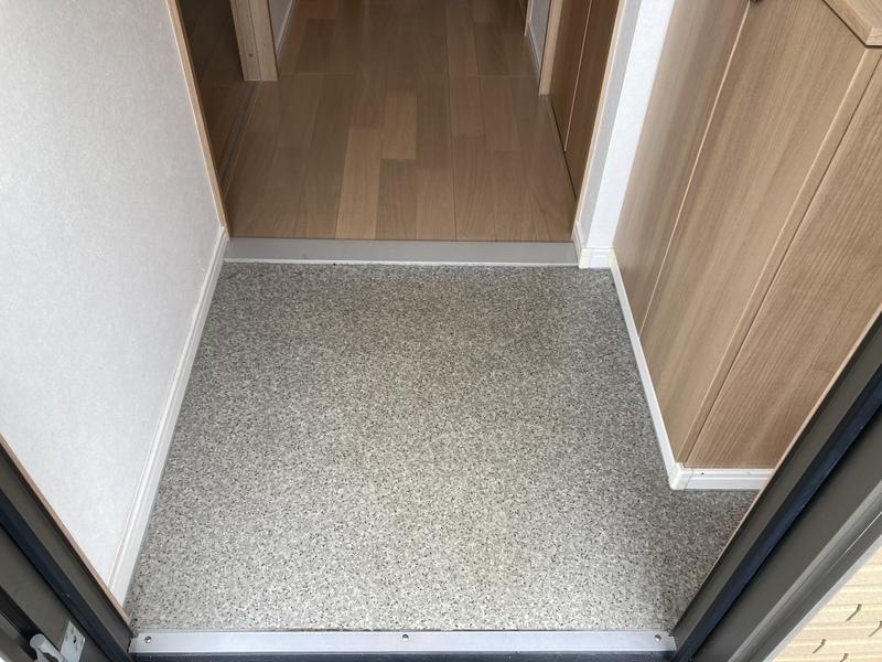 フロントハウス 7