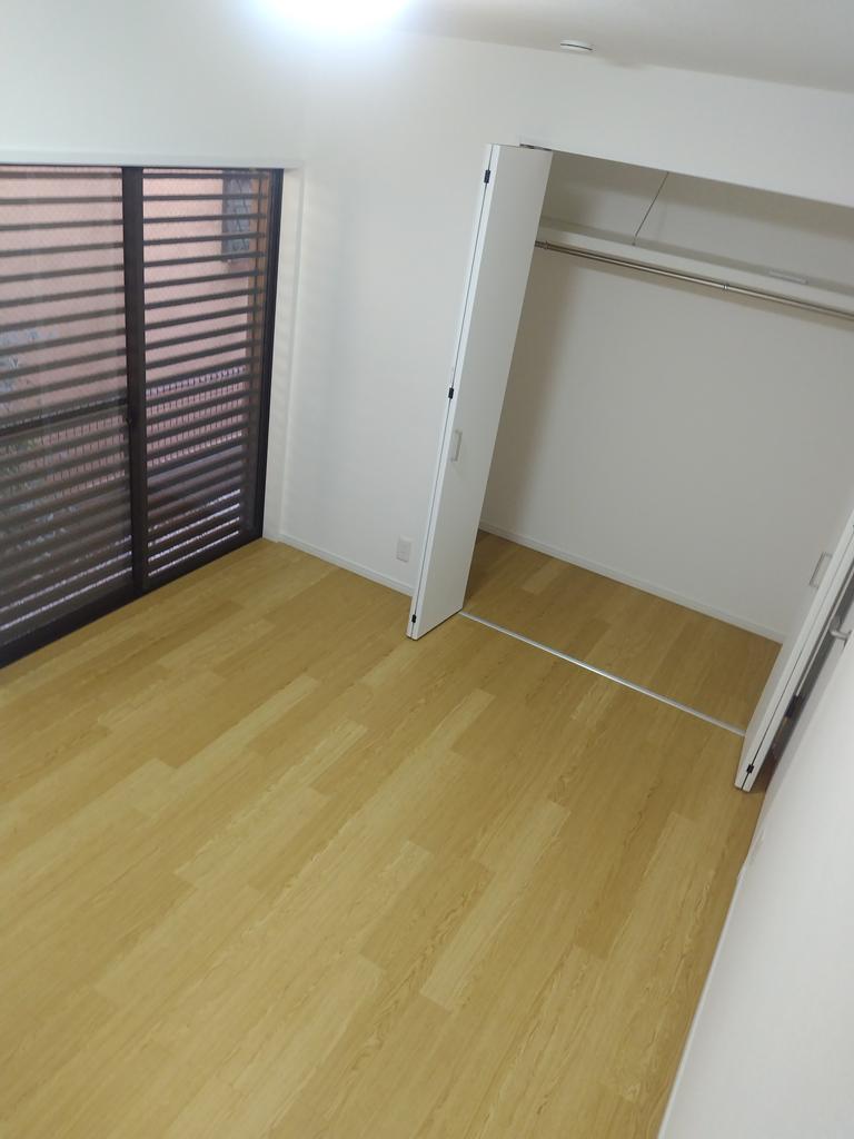 4-Bedroom House in Minamitokiwadai 4
