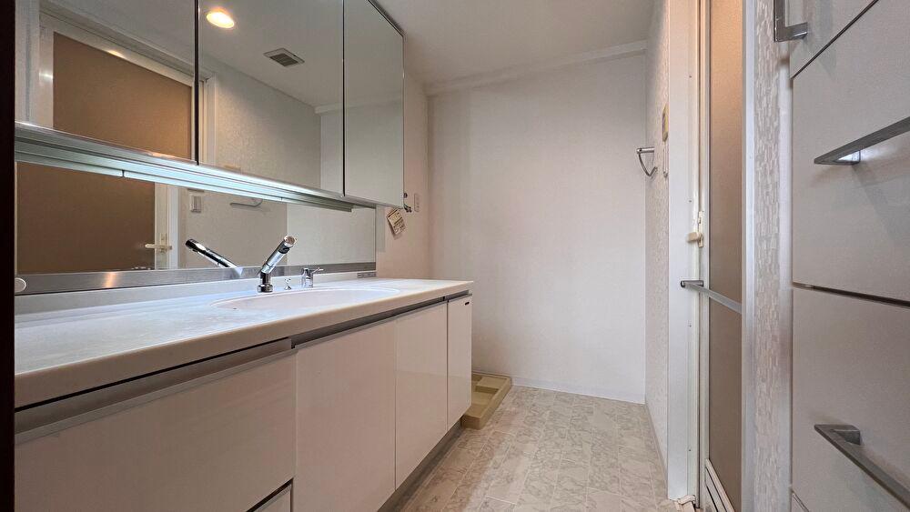 4-Bedroom Condo Near Station in Ichijoji nakanodacho 3