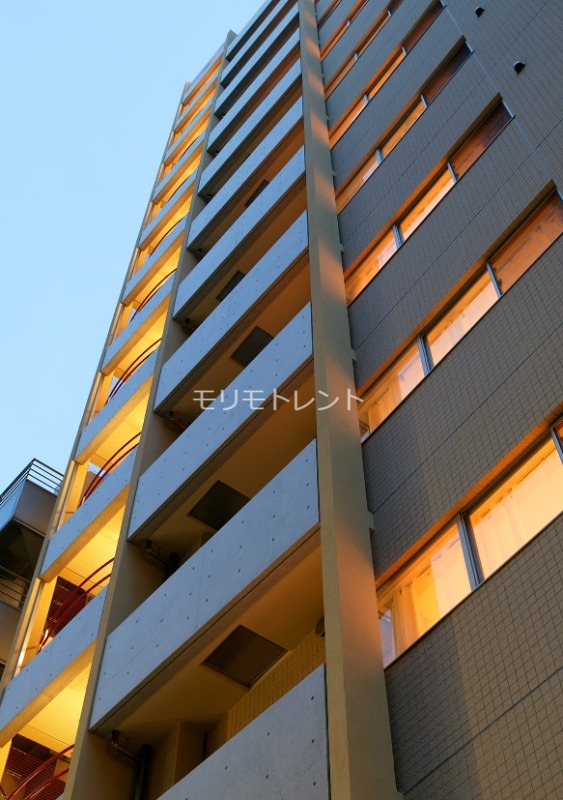 カスタリア銀座 8