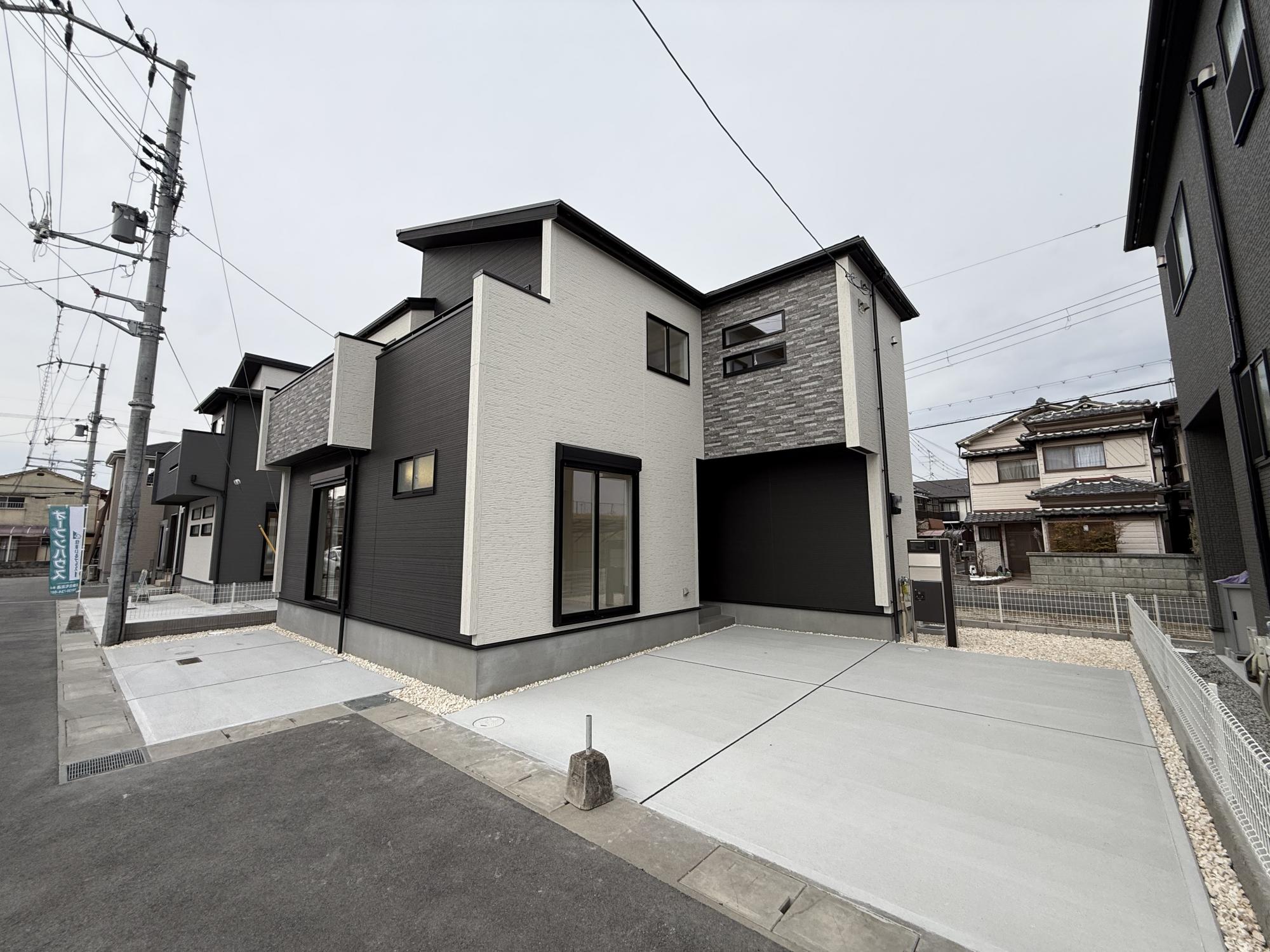 Brand New 4-Bedroom House in Tokujocho 5