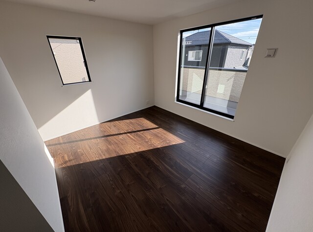 Brand New 3-Bedroom House in Furuichicho 6